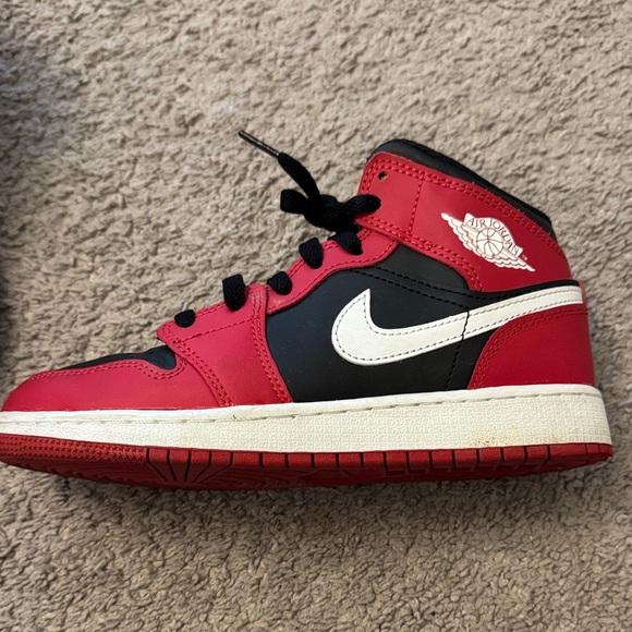 Nike Kids Air Jordan 1 - Picture 6 of 9